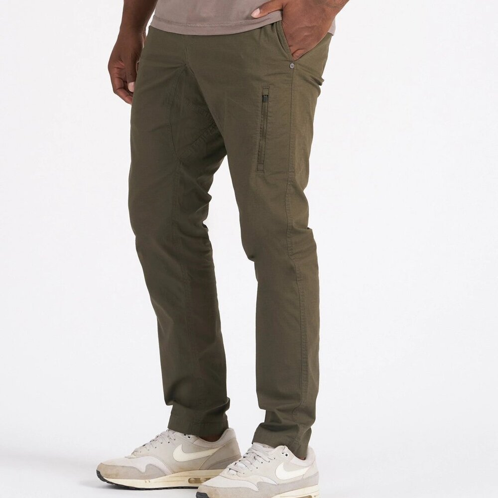 Vuori Olive Elastic Waist Drawstring Pants Medium Tapered Leg Zipper Pocket
